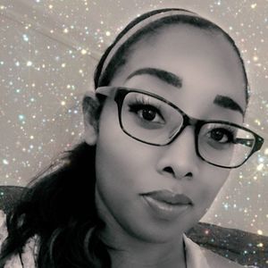 Meet your Posher, Tia